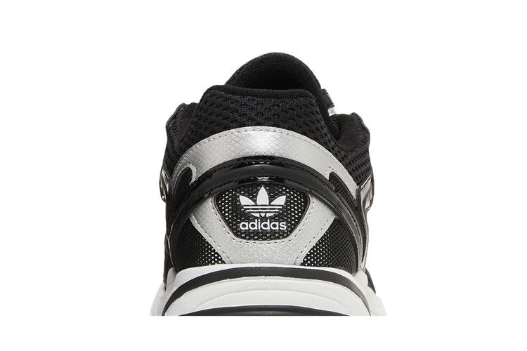 adidas Wmns Astir 'Black White' — Core Black/Core Black/Cloud White