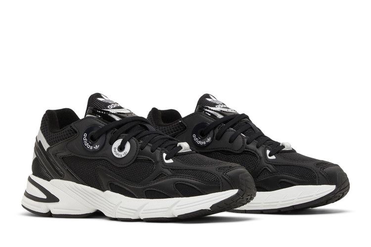 adidas Wmns Astir 'Black White' — Core Black/Core Black/Cloud White