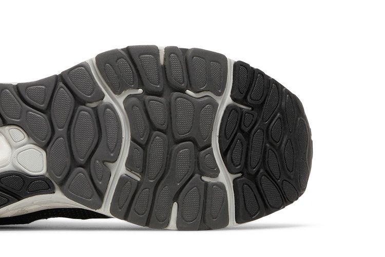 New Balance Fresh Foam X 880v12 'Black Light Aluminum' — Black/Lead/Light Aluminum