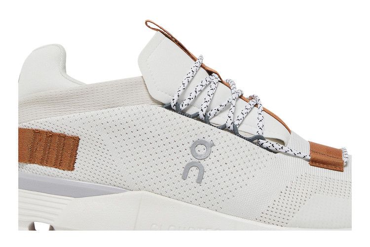ON Cloudnova 'White Pearl' — White/Pearl