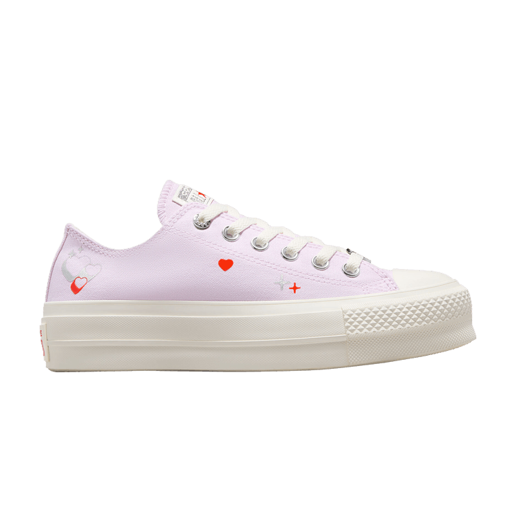 Converse Wmns Chuck Taylor All Star Lift Platform Low 'Y2K Heart' — Lilac Daze/Egret/Fever Dream