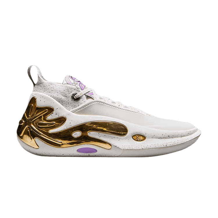 Li-Ning Way of Wade 11 'Statue' Special Box — White/Gold