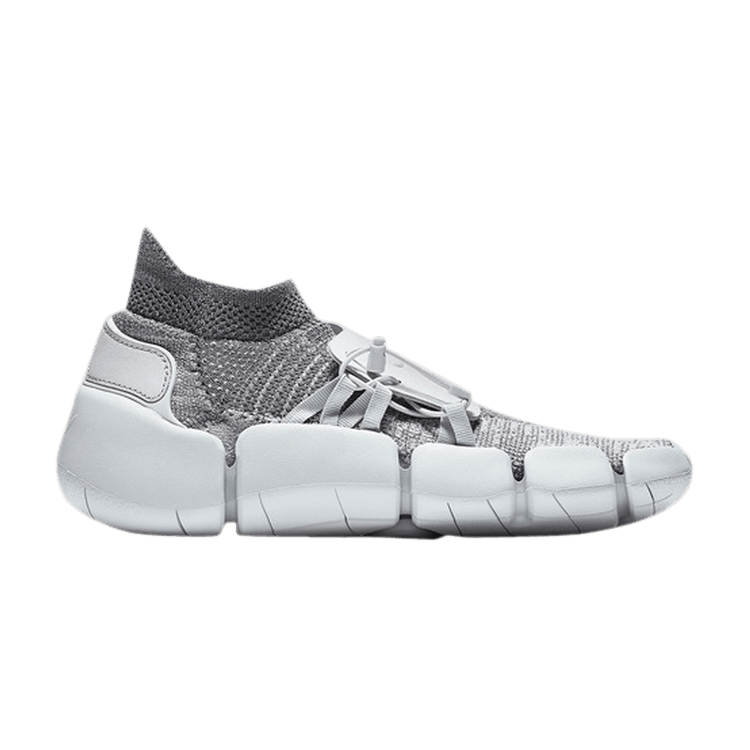Nike Footscape Flyknit DM 'Wolf Grey Pure Platinum' — Wolf Grey/Pure Platinum/Pure Platinum