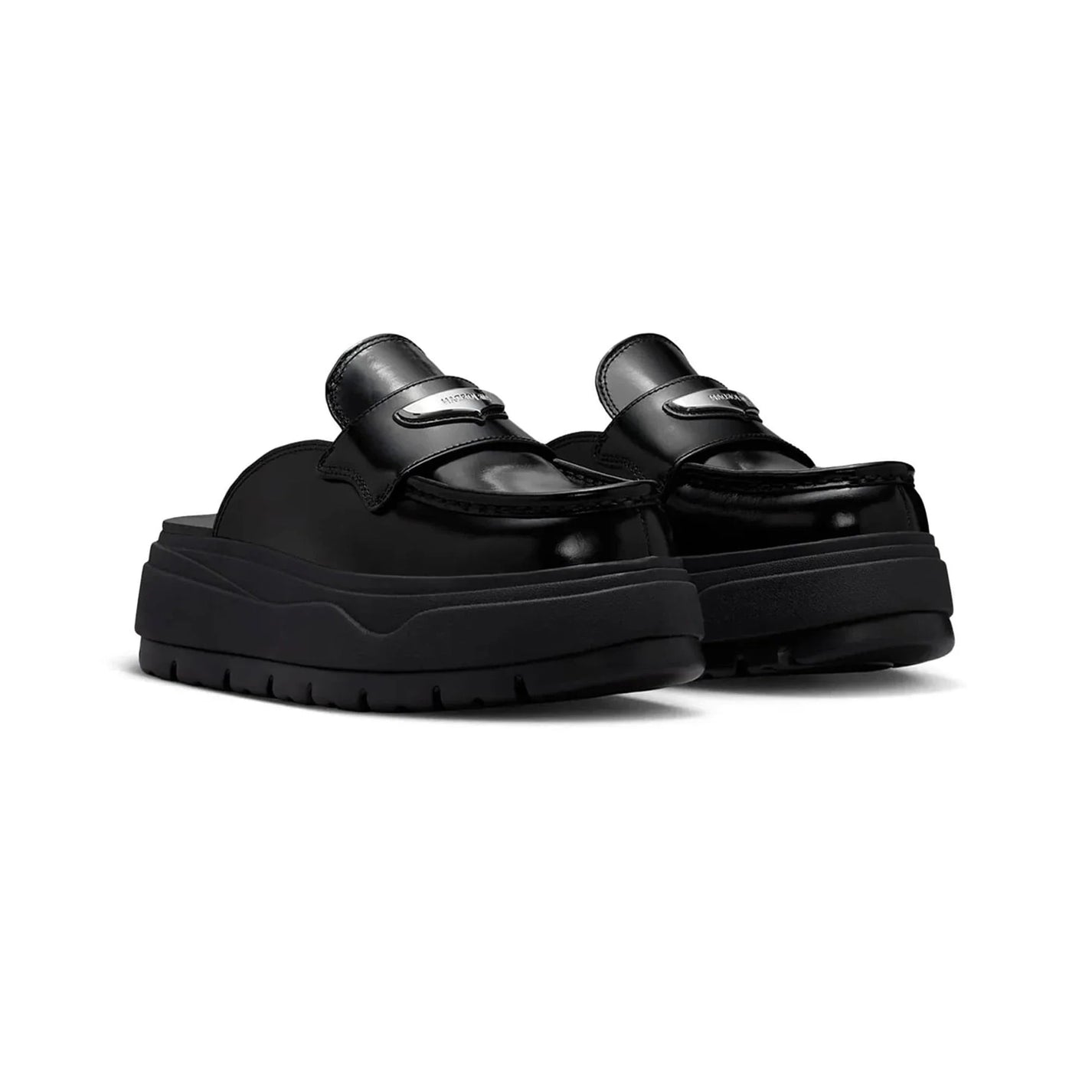 Air Jordan Mule 'Black Metallic Silver' Women's (2025)