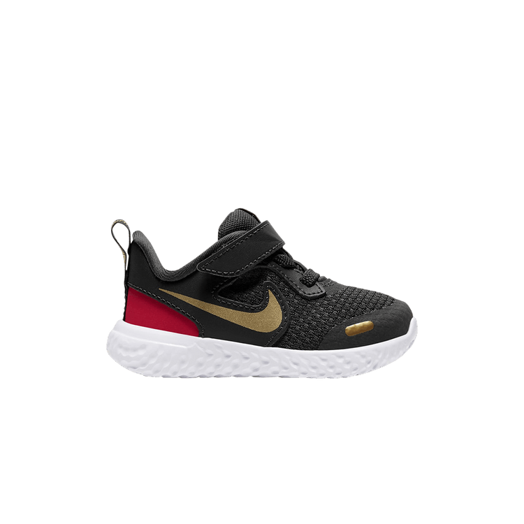 Nike Revolution 5 TD 'Dark Smoke Grey Gold' — Black/White/University Red