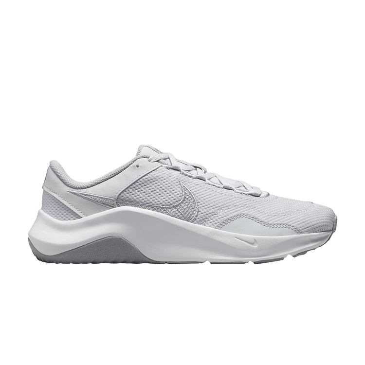 Nike Wmns Legend Essential 3 Next Nature 'Pure Platinum Silver' — Pure Platinum/White/Wolf Grey/Metallic Silver
