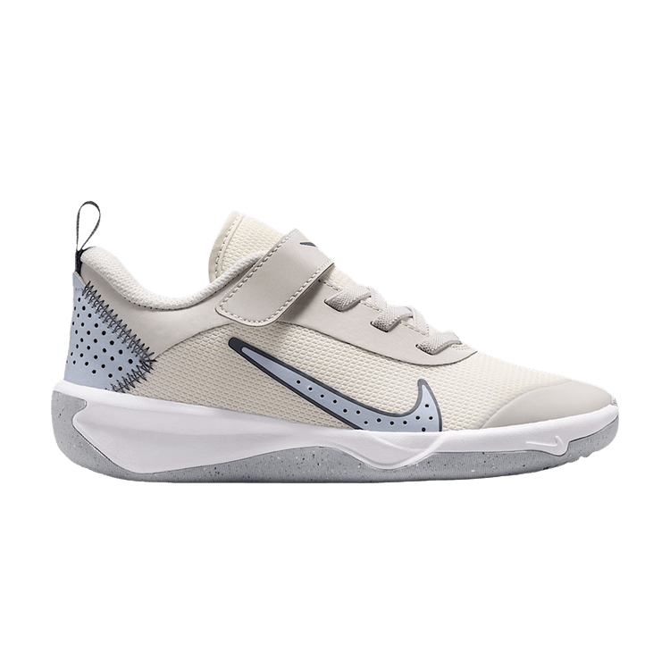 Nike Omni Multi-Court PS 'Platinum Tint' — Platinum Tint/Light Carbon/Ghost