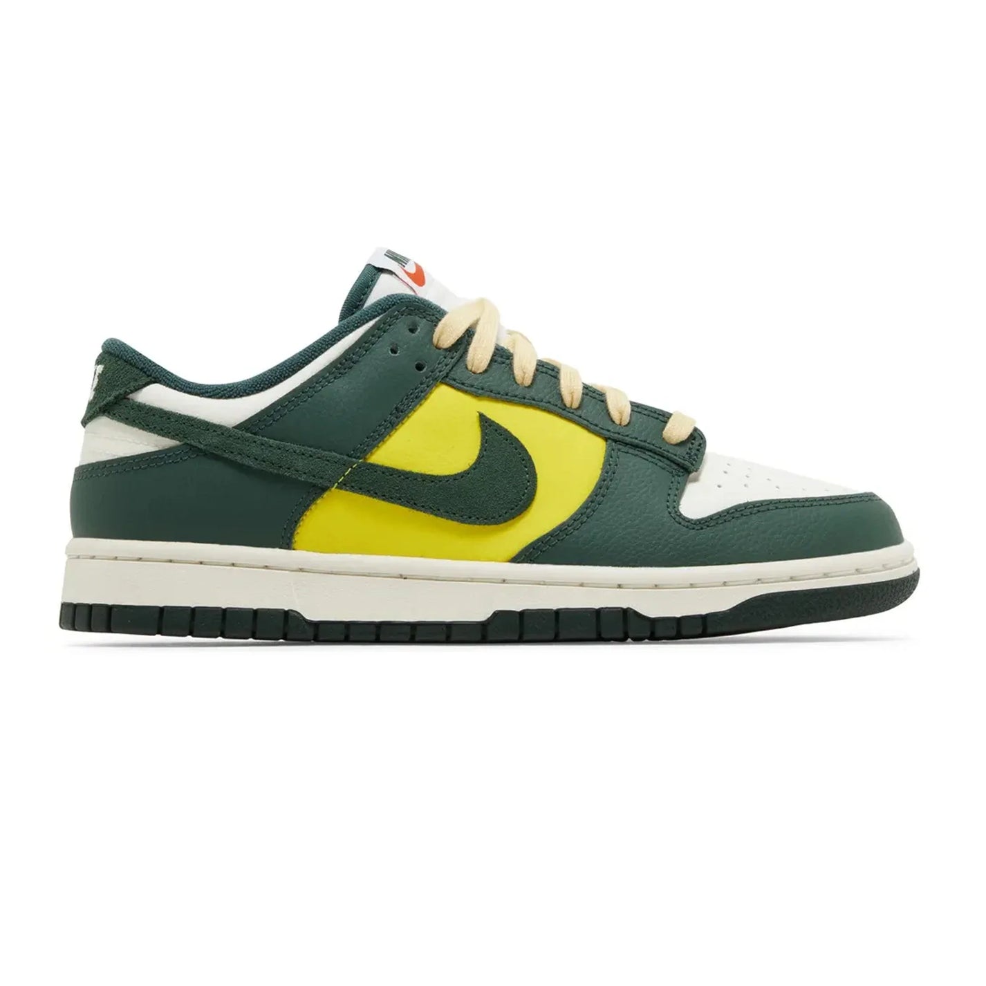 Nike Dunk Low SE 'Noble Green' Women's (2023)