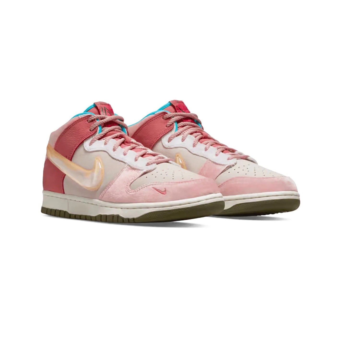 Nike Dunk Mid 'Social Status Free Lunch Strawberry Milk' (2021)