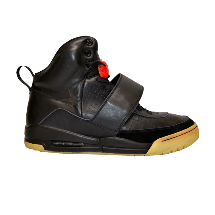 Nike Air Yeezy 'Grammy' Prototype — Black/Tan