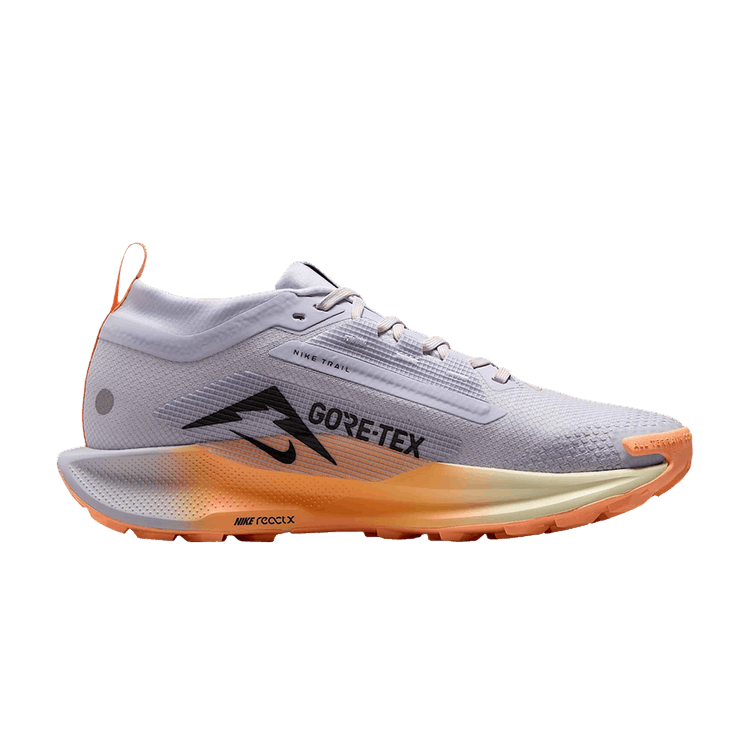 Nike Wmns Pegasus Trail 5 GORE-TEX 'Ghost Orange Pulse' — Ghost/Malt/Orange Pulse/Black