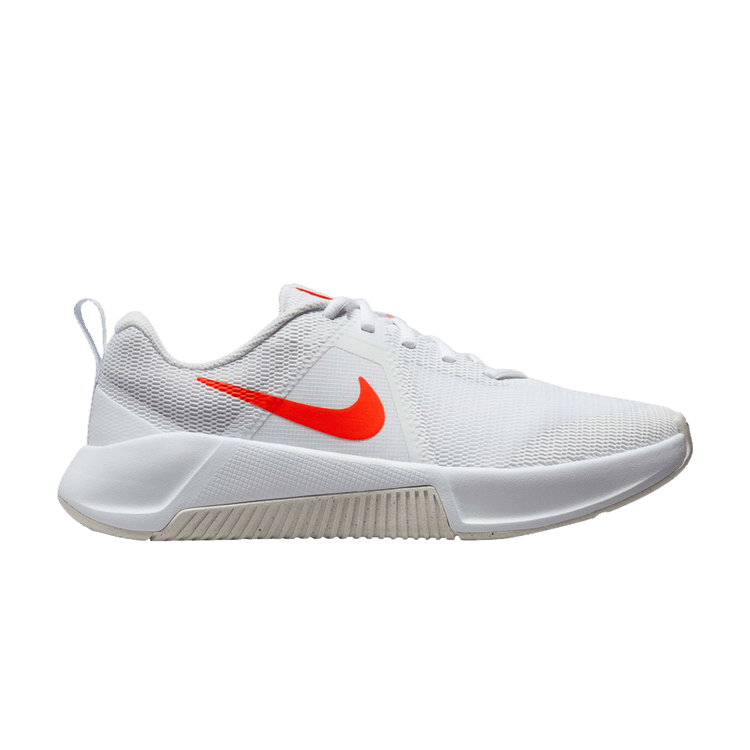 Nike Wmns MC Trainer 3 'White Bright Crimson' — White/Phantom/Bright Crimson
