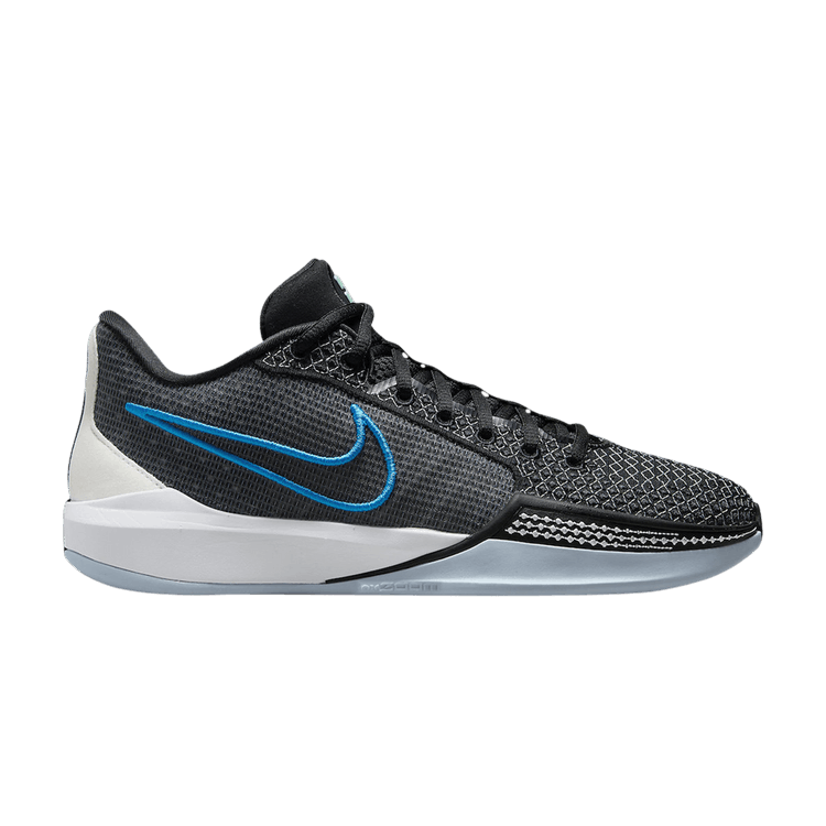 Nike Wmns Sabrina 1 EP 'Family Bonds' — Black/Photo Blue/Emerald Rise