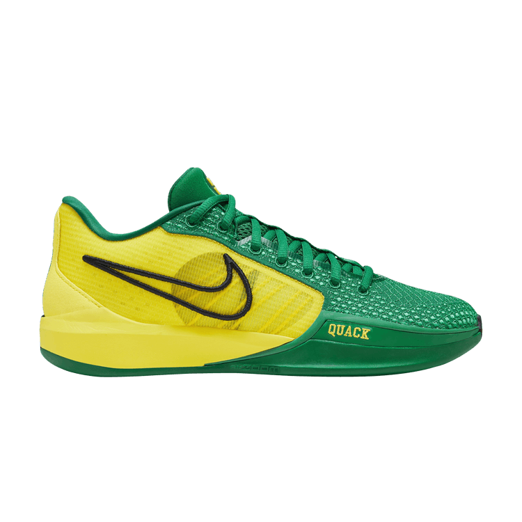 Nike Wmns Sabrina 1 EP 'The Debut' — Malachite/Black/Lightening/Stadium Green