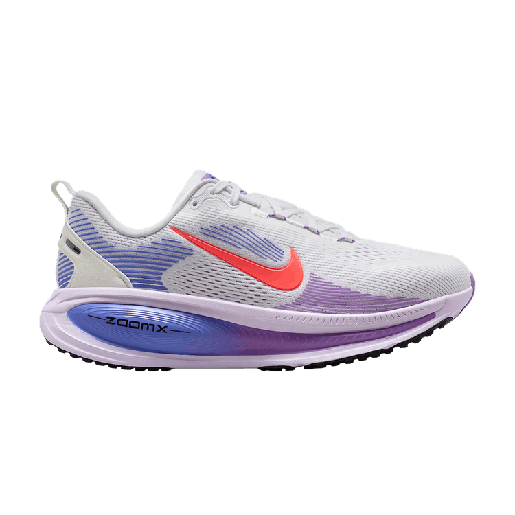 Nike Wmns Vomero 18 Extra Wide 'White Violet Mist' — White/Violet Mist/Sapphire/Hot Lava