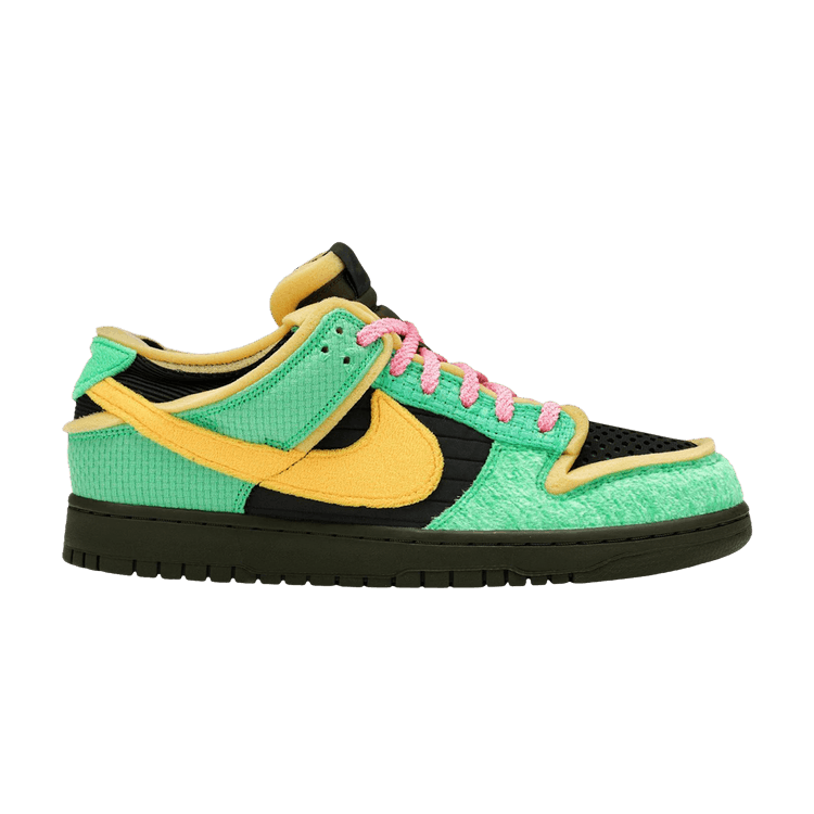 Cactus Plant Flea Market x Nike Dunk Low 'Friends &amp; Family' — Green Shock/Laser Orange