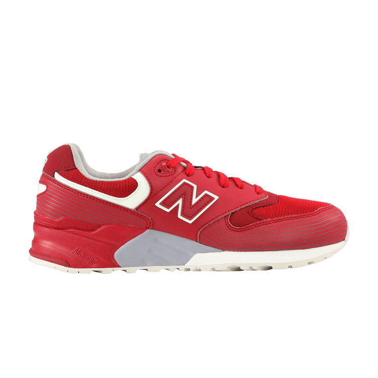 New Balance 999 — red