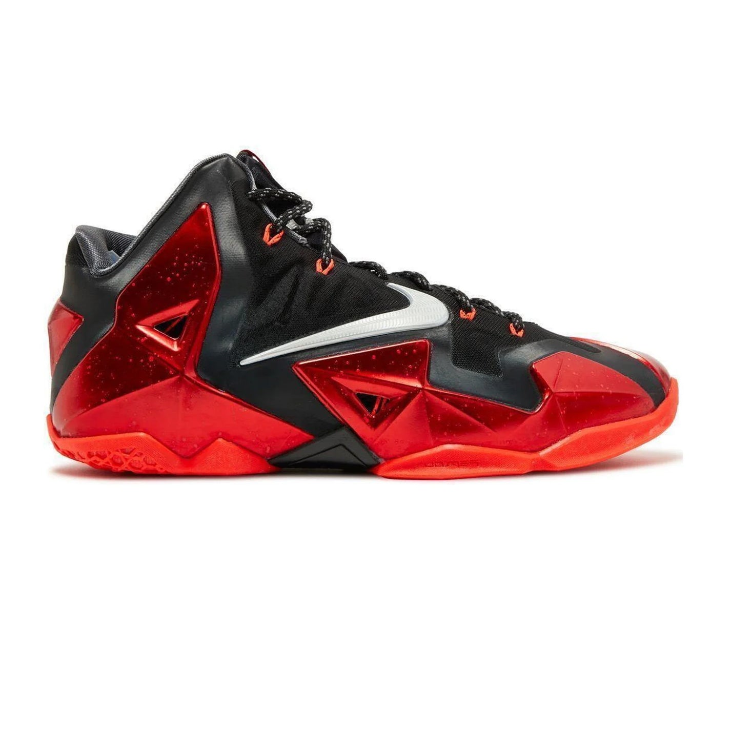 Nike LeBron 11 'Away' (2013)