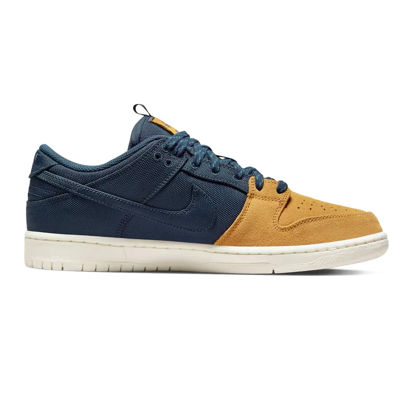 Nike SB Dunk Low Pro PRM '90s Backpack' (2023)