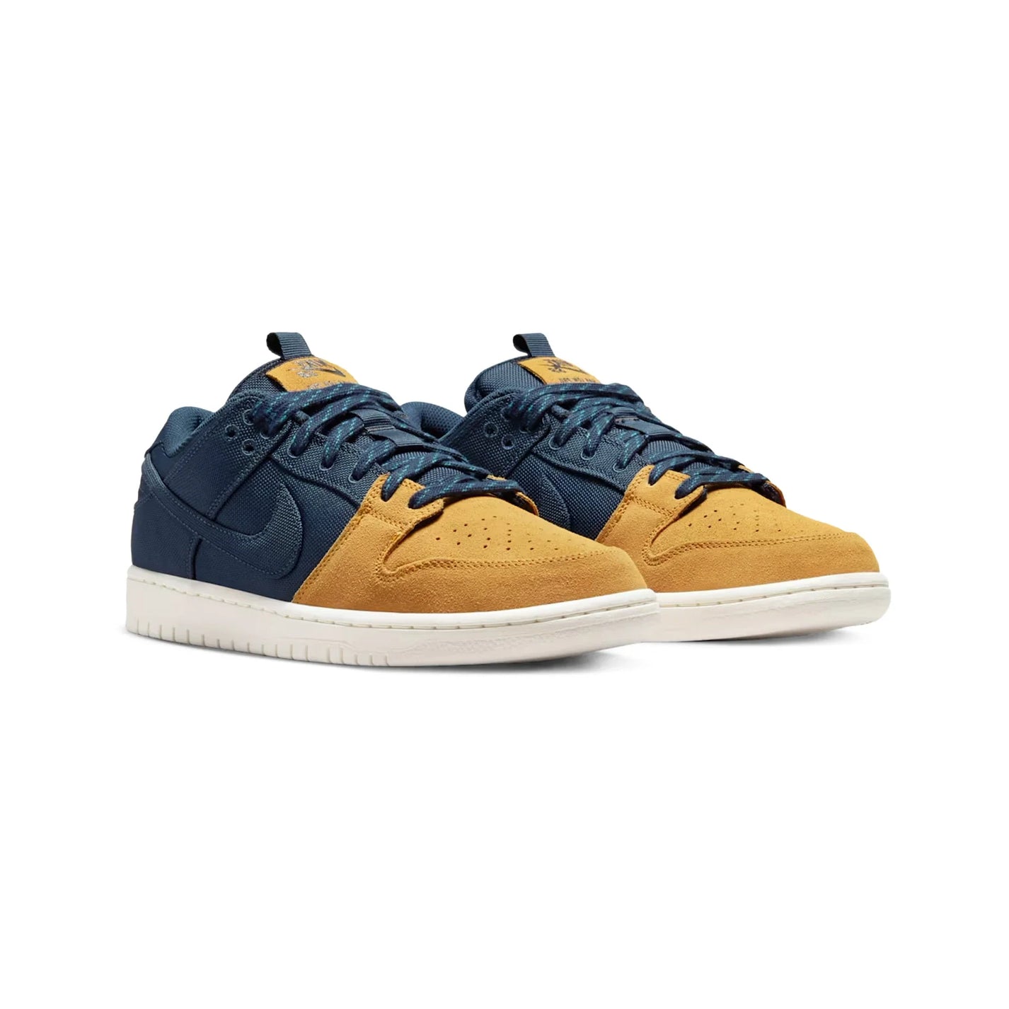 Nike SB Dunk Low Pro PRM '90s Backpack' (2023)