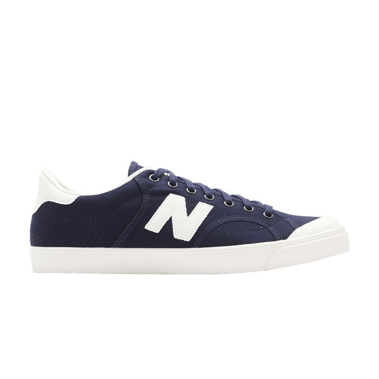 New Balance ProCourt — Navy/White