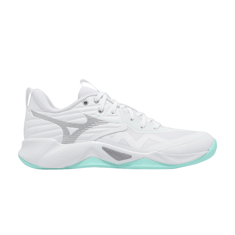 Mizuno Wmns Wave Momentum Pro 'White Blue Tint' — White/Blue Tint