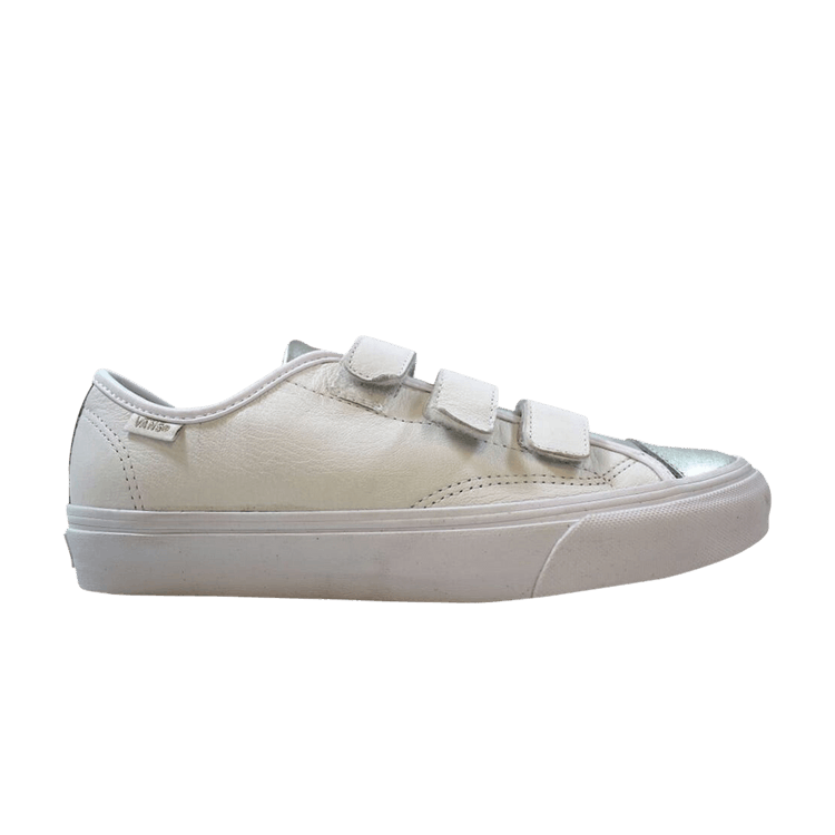 Vans Style 23 V '2-Tone' — Metallic/True White