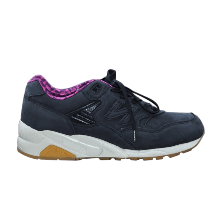 Stussy x mad HECTIC x Undefeated x New Balance MT580 'S.M.U.' — Black/Purple